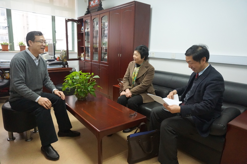 校黨委副書記馬玉錄與民盟專職副主委沈誌剛會談